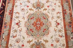 MO-5, Tabris, wool with silk, 313 x 86 cm, Iran, 3120 €