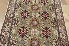 N-281, Nain, wool with silk, 410 x 105 cm, Iran, 1900 €