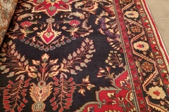 N-231, Bakhtiar, wool, 380 x 230 cm, Iran, 1440 €